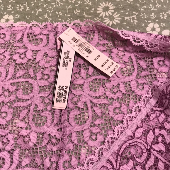 Victoria’s Secret lace - Picture 3 of 3